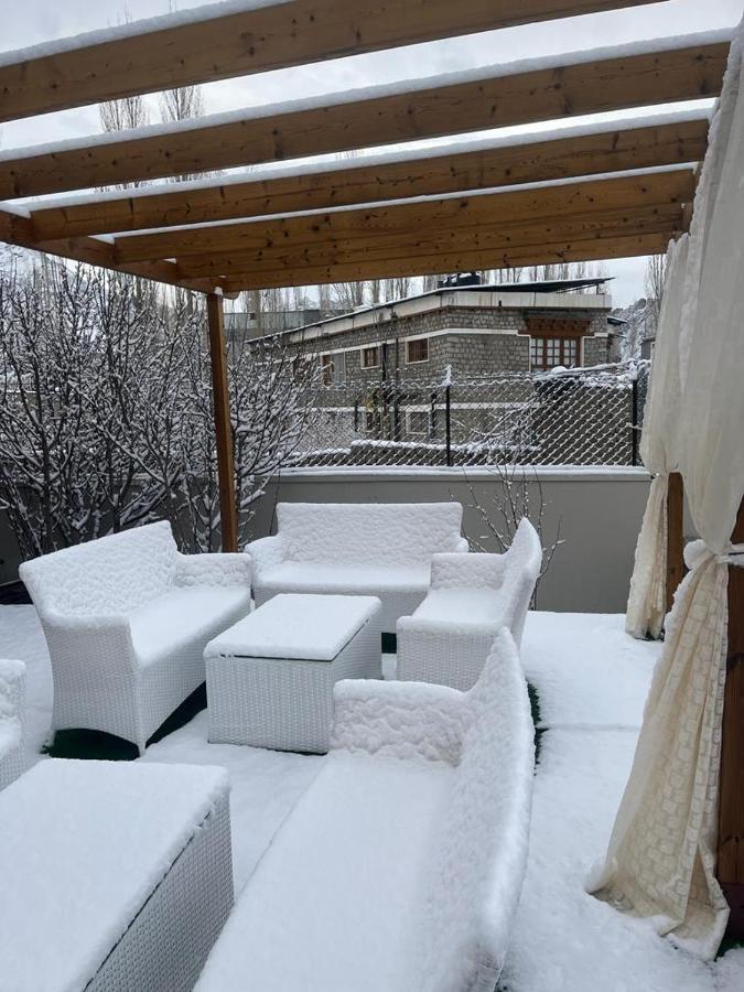 Ashoka Ladakh Hotell Leh Exteriör bild