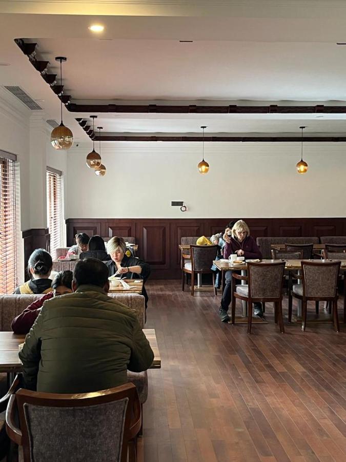 Ashoka Ladakh Hotell Leh Exteriör bild