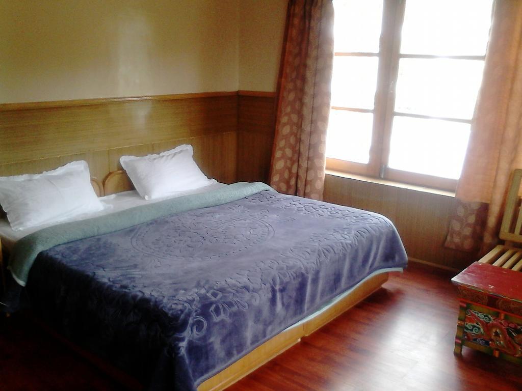 Ashoka Ladakh Hotell Leh Exteriör bild