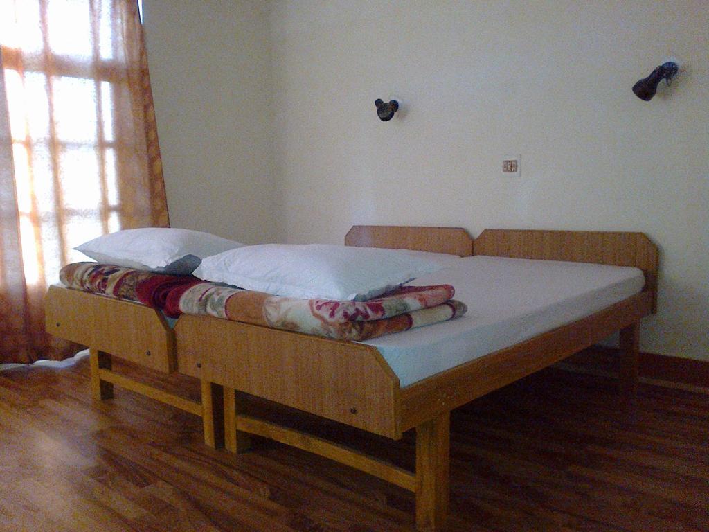 Ashoka Ladakh Hotell Leh Rum bild