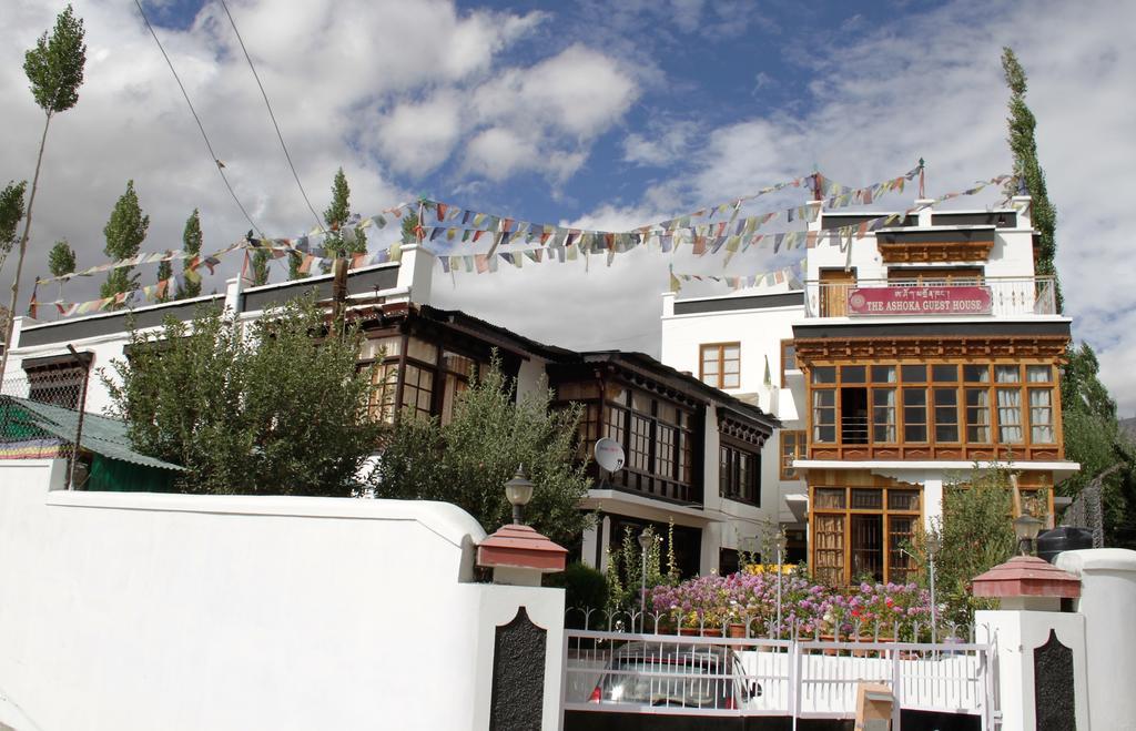 Ashoka Ladakh Hotell Leh Exteriör bild